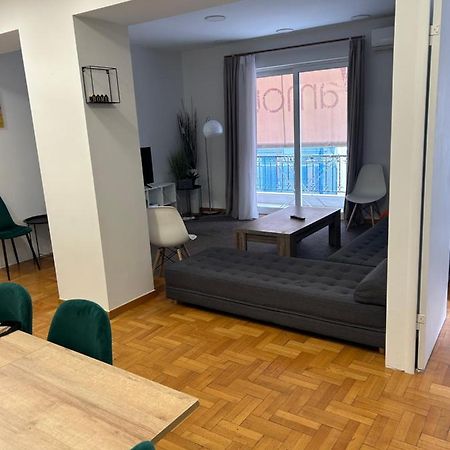 아테네 Acropolis View And Walking Distance 4 Bd Flat 아파트 외부 사진
