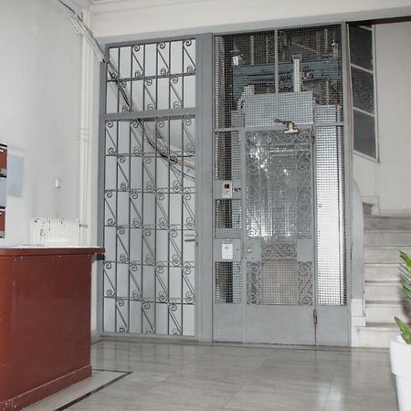아테네 Acropolis View And Walking Distance 4 Bd Flat 아파트 외부 사진