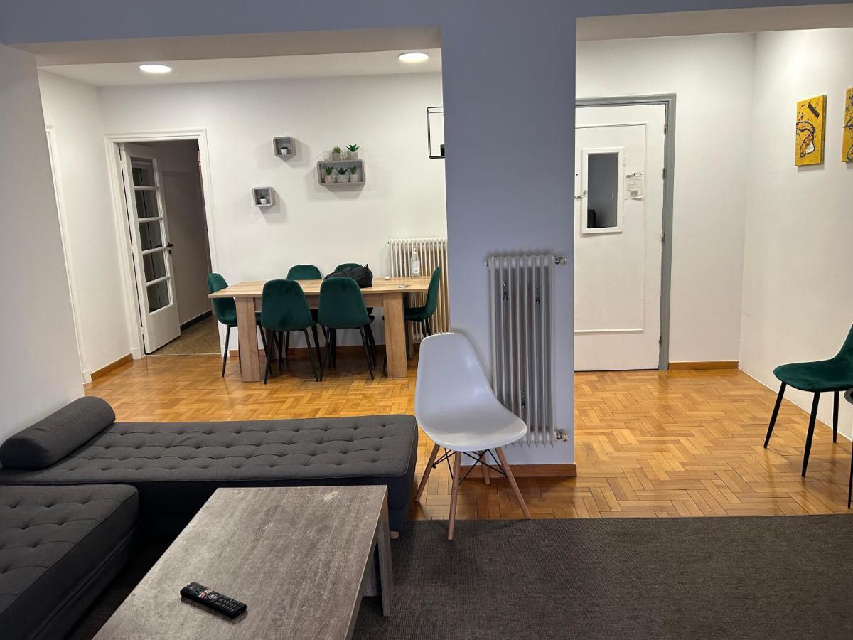 아테네 Acropolis View And Walking Distance 4 Bd Flat 아파트 외부 사진
