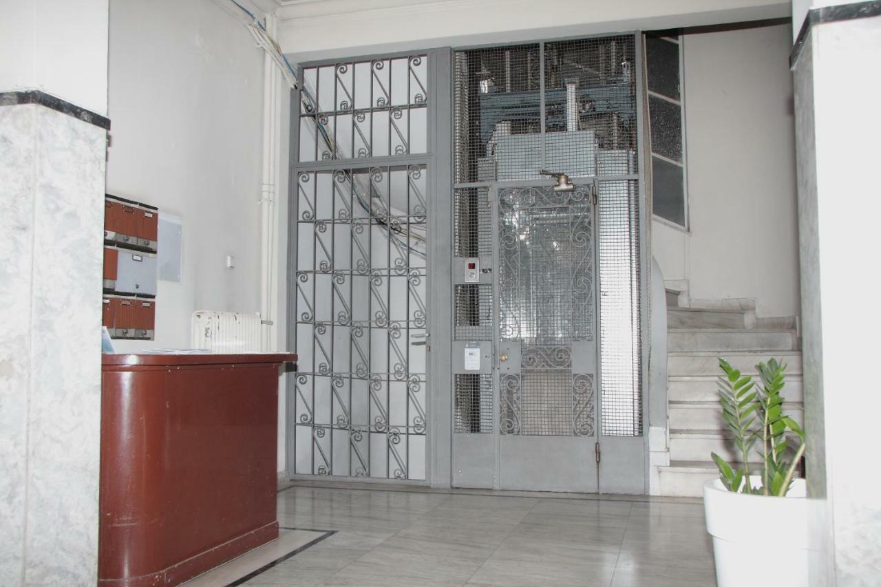 아테네 Acropolis View And Walking Distance 4 Bd Flat 아파트 외부 사진