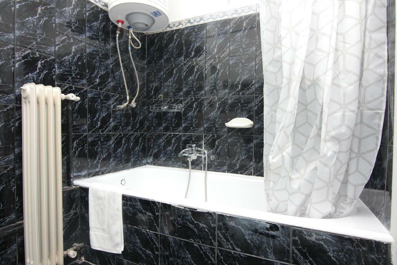 아테네 Acropolis View And Walking Distance 4 Bd Flat 아파트 외부 사진